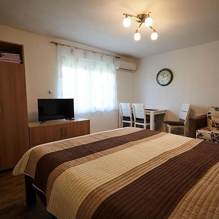 Apartment Azulmburgo Vrnjačka Banja Εξωτερικό φωτογραφία